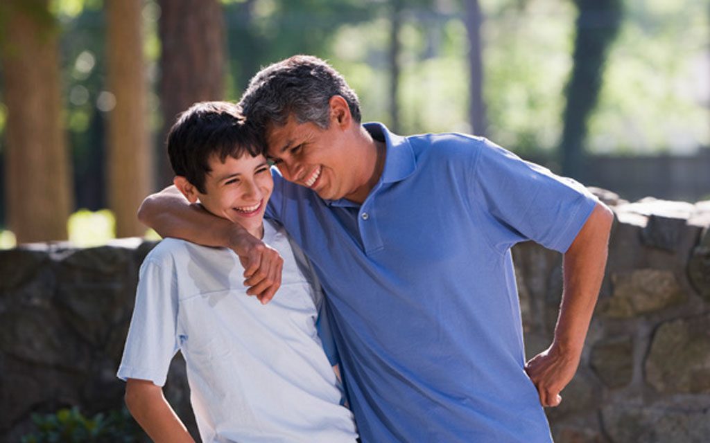 ایجاد فضای گفت‌وگوی آزاد و سالم